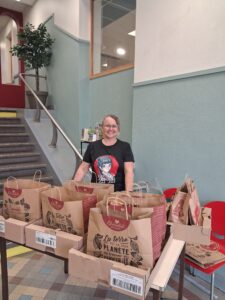 Lire la suite à propos de l’article Les bugnes de l&rsquo;APEL