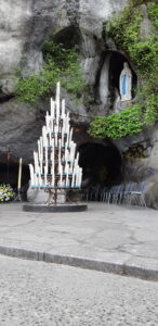 Lire la suite à propos de l’article Pèlerinage à Lourdes